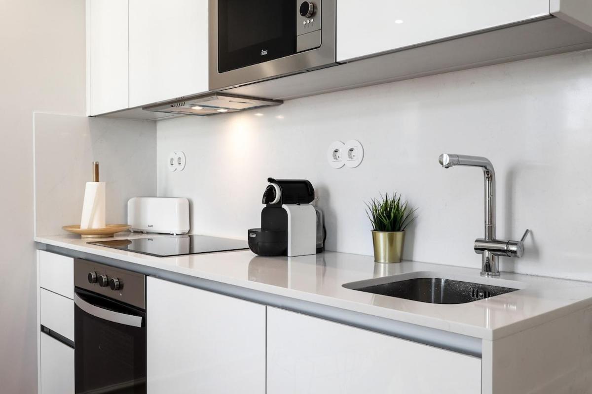 Lisbon Beautiful 2 Bedroom Apartment With Views In Rua Augusta Lisabona Exterior foto