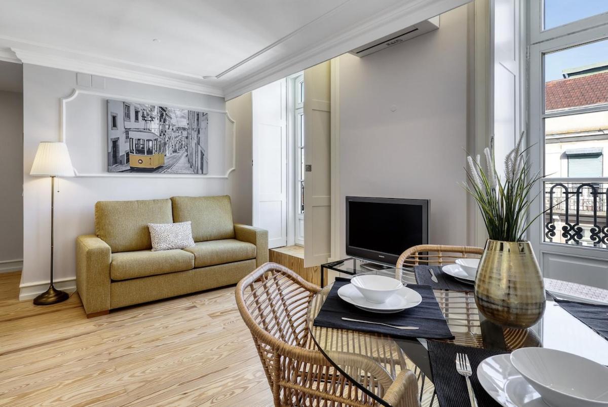 Lisbon Beautiful 2 Bedroom Apartment With Views In Rua Augusta Lisabona Exterior foto